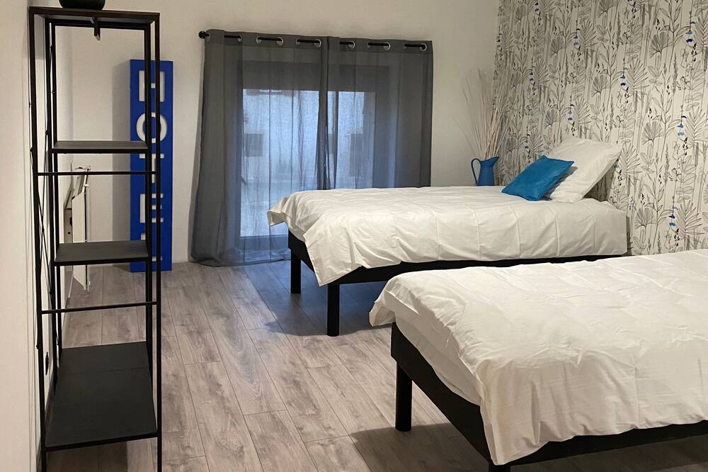 Photo of Bedroom in Prisse