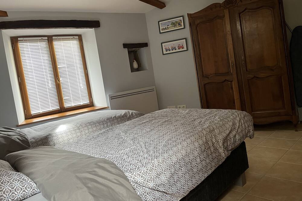 Photo of Bedroom in Colonzelle