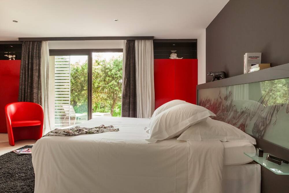 Photo of Bedroom in Venasque
