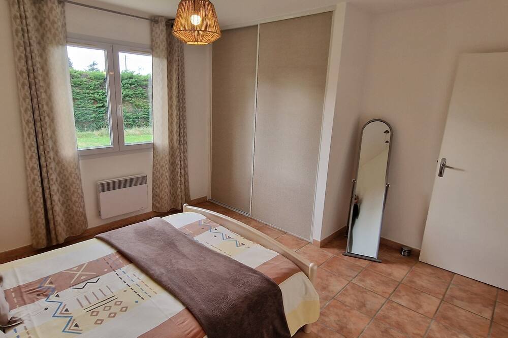 Photo of Bedroom in Allan