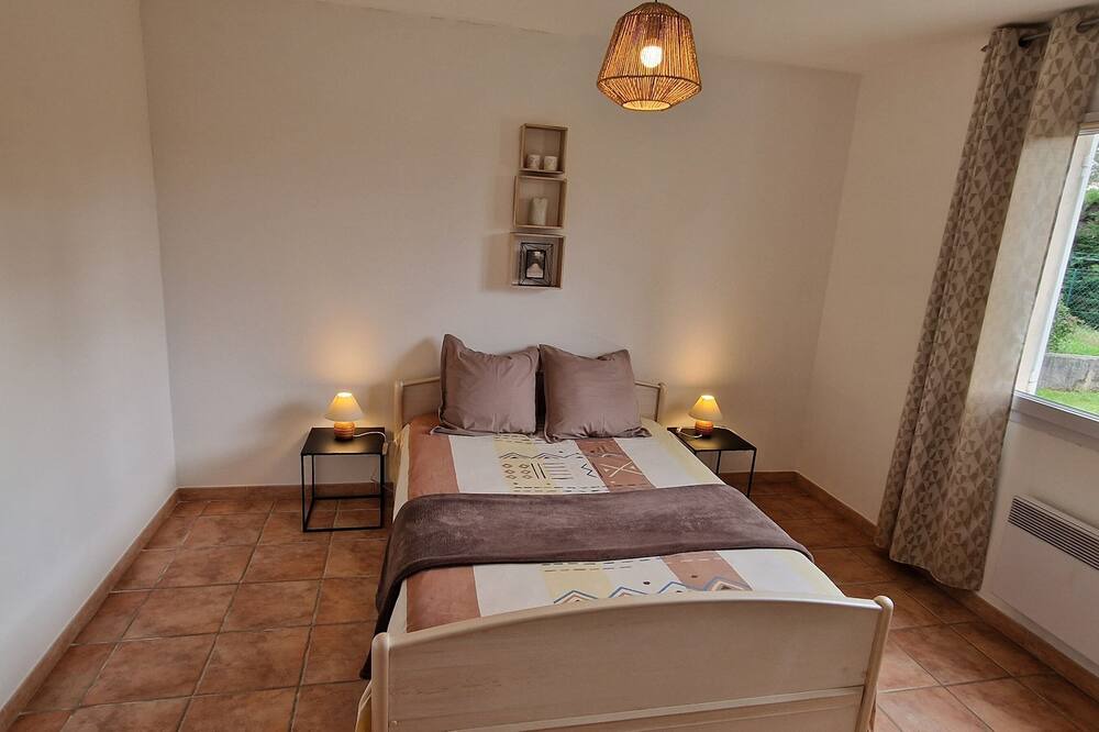 Photo of Bedroom in Allan