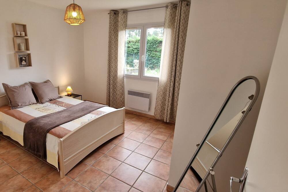 Photo of Bedroom in Allan