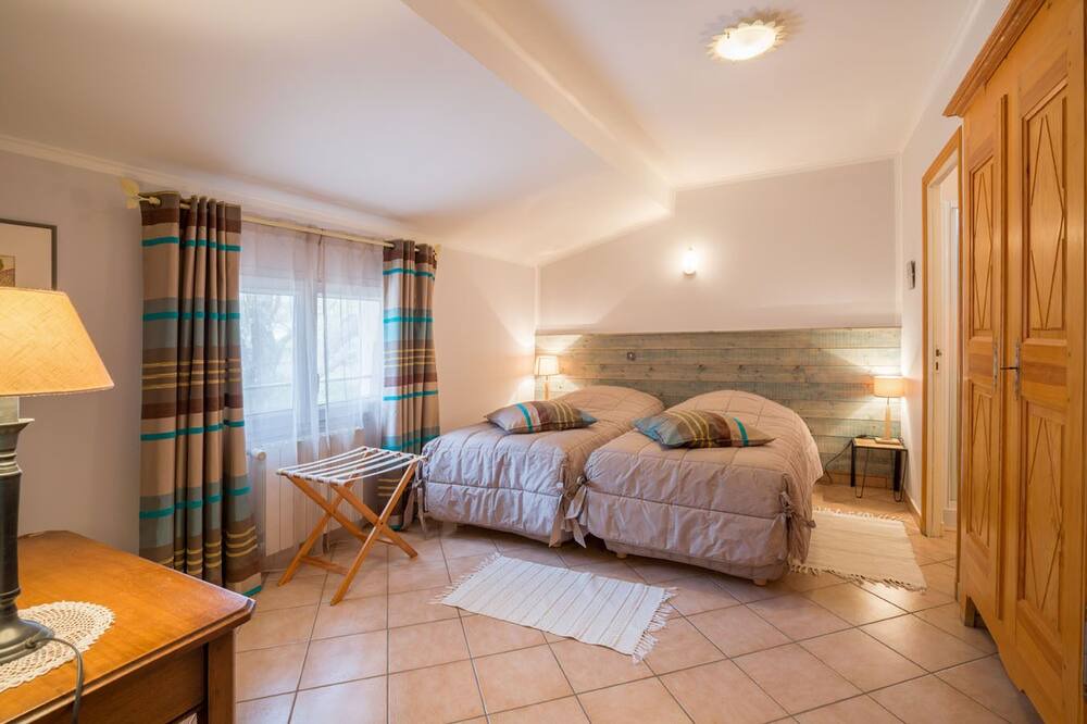 Photo of Bedroom in Villeneuve-de-Berg