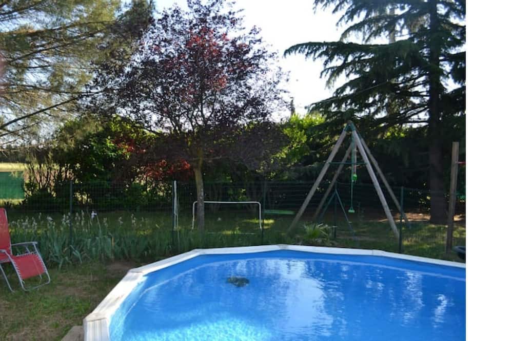 Photo of Outdoor in Chateauneuf-du-Rhone