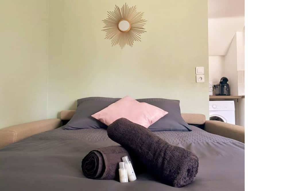 Photo of Bedroom in Longjumeau