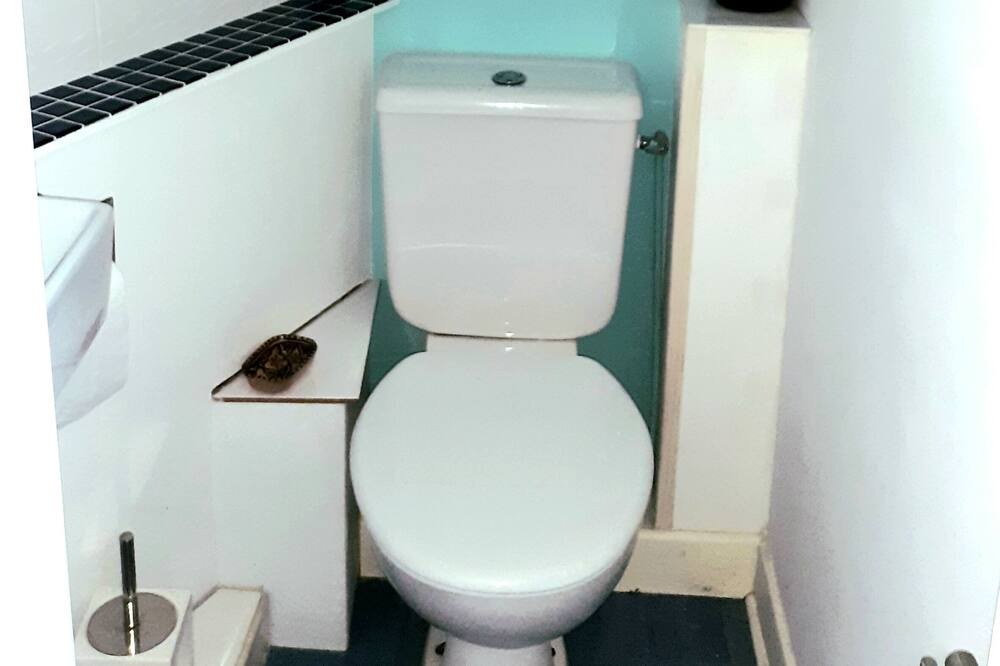 Photo of Bathroom in Lucy-sur-Cure