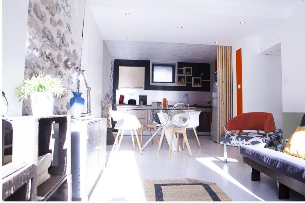Photo of Livingroom in Vaulnaveys-le-Bas