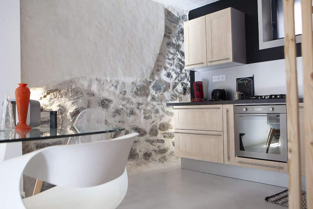 Photo of Kitchen in Vaulnaveys-le-Bas