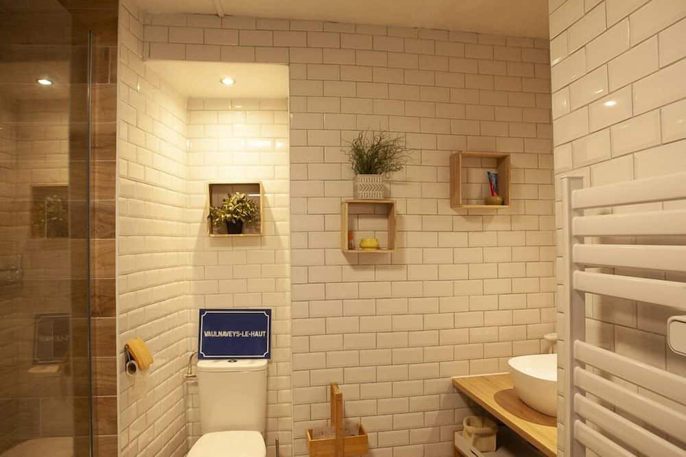 Photo of Bathroom in Vaulnaveys-le-Bas