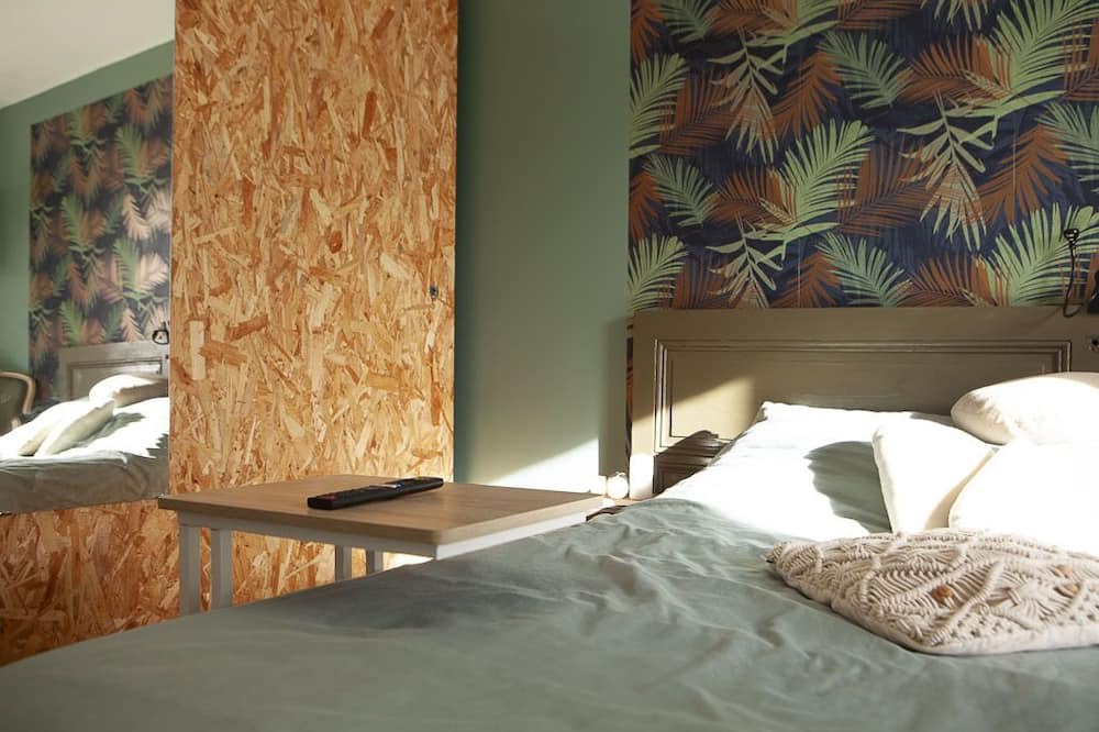 Photo of Bedroom in Vaulnaveys-le-Bas