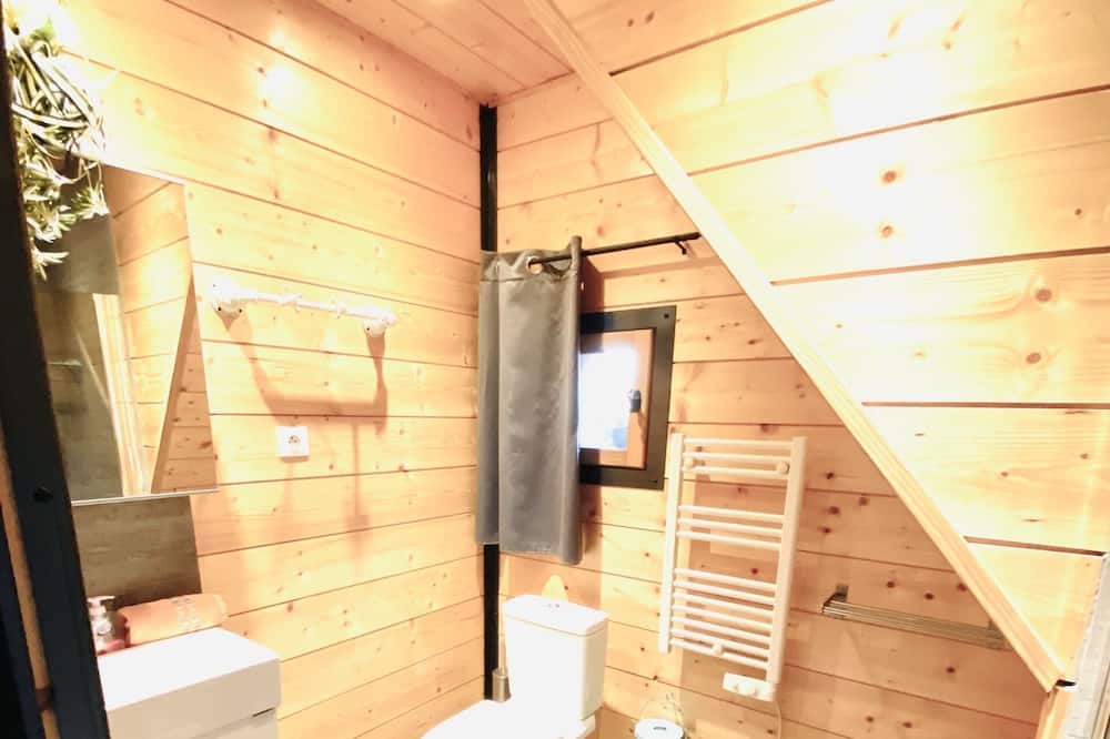 Photo of Bathroom in Saint-Laurent-dAndenay