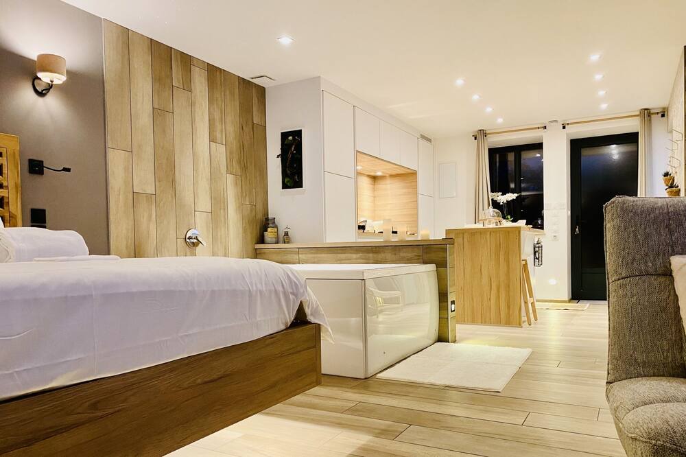 Photo of Bedroom in Saint-Laurent-dAndenay