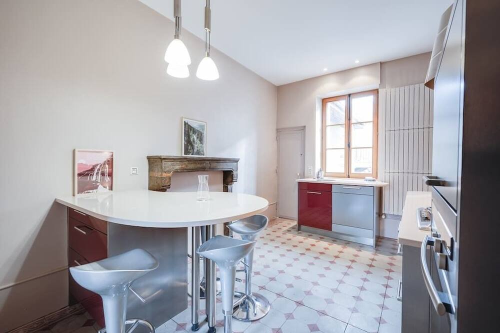 Photo of Kitchen in Lons-le-Saunier