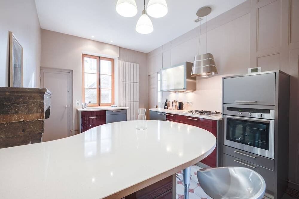Photo of Kitchen in Lons-le-Saunier