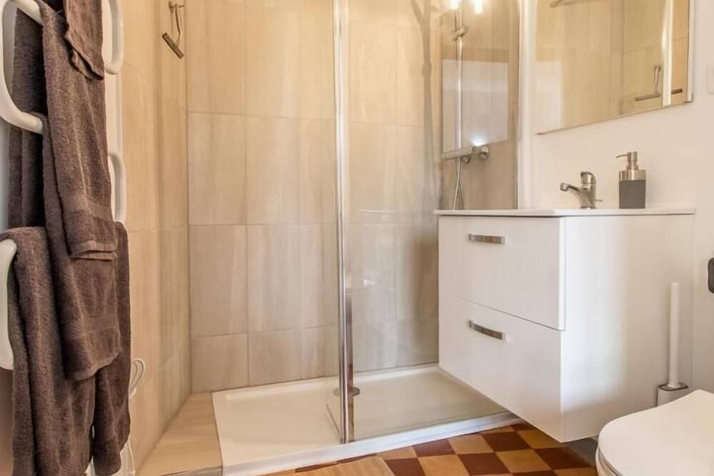 Photo of Bathroom in Brandon