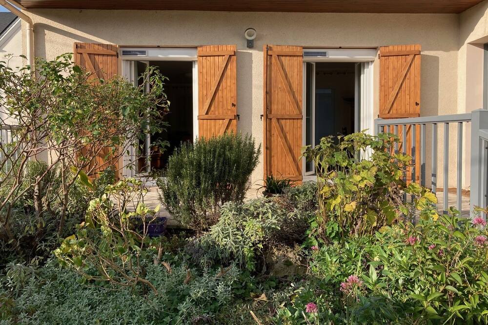 Photo of Outdoor in L'Hay-les-Roses