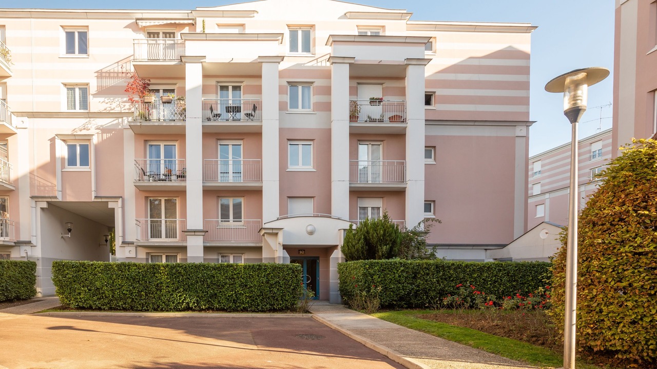 Photo of Outdoor in L'Hay-les-Roses