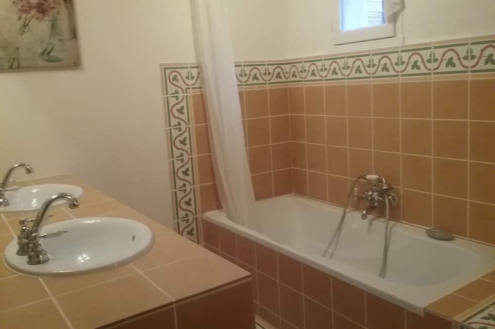 Photo of Bathroom in Saint-Ferreol-Trente-Pas