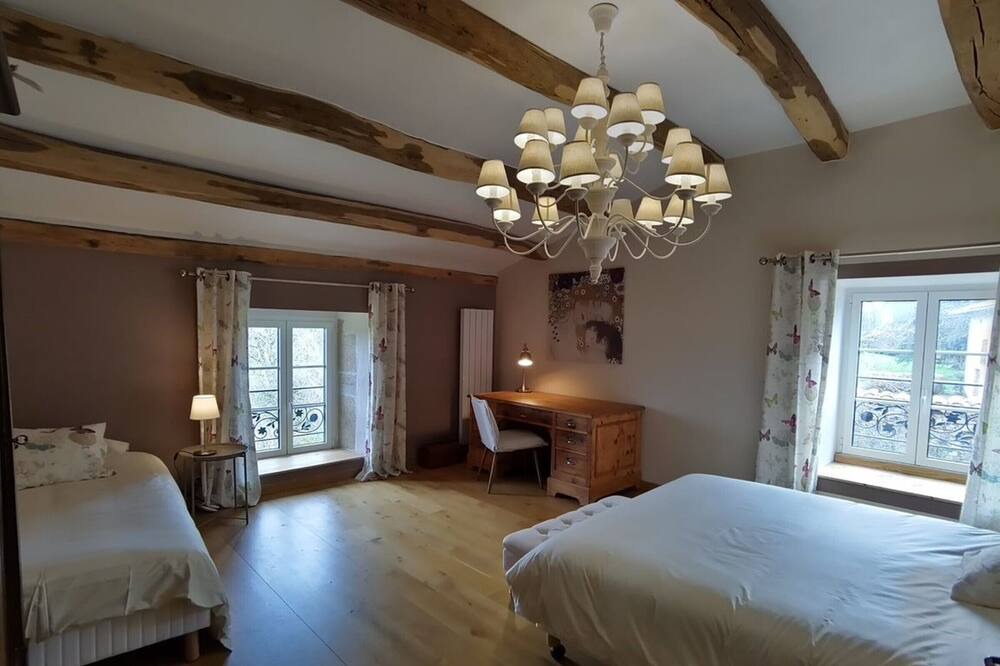 Photo of Bedroom in Monnetay