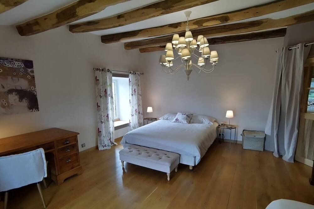 Photo of Bedroom in Monnetay