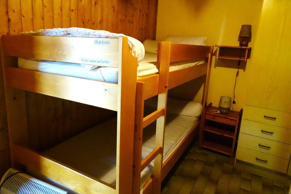 Photo of Bedroom in Charchilla