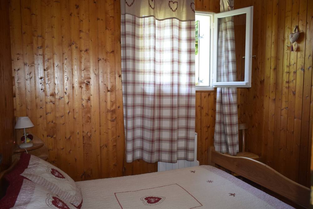 Photo of Bedroom in Charchilla