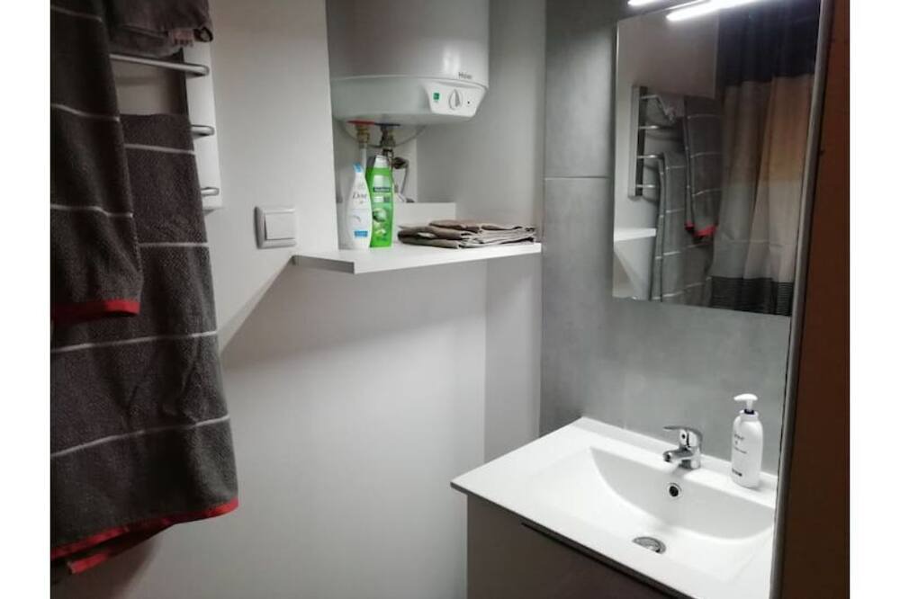 Photo of Bathroom in Teilhard