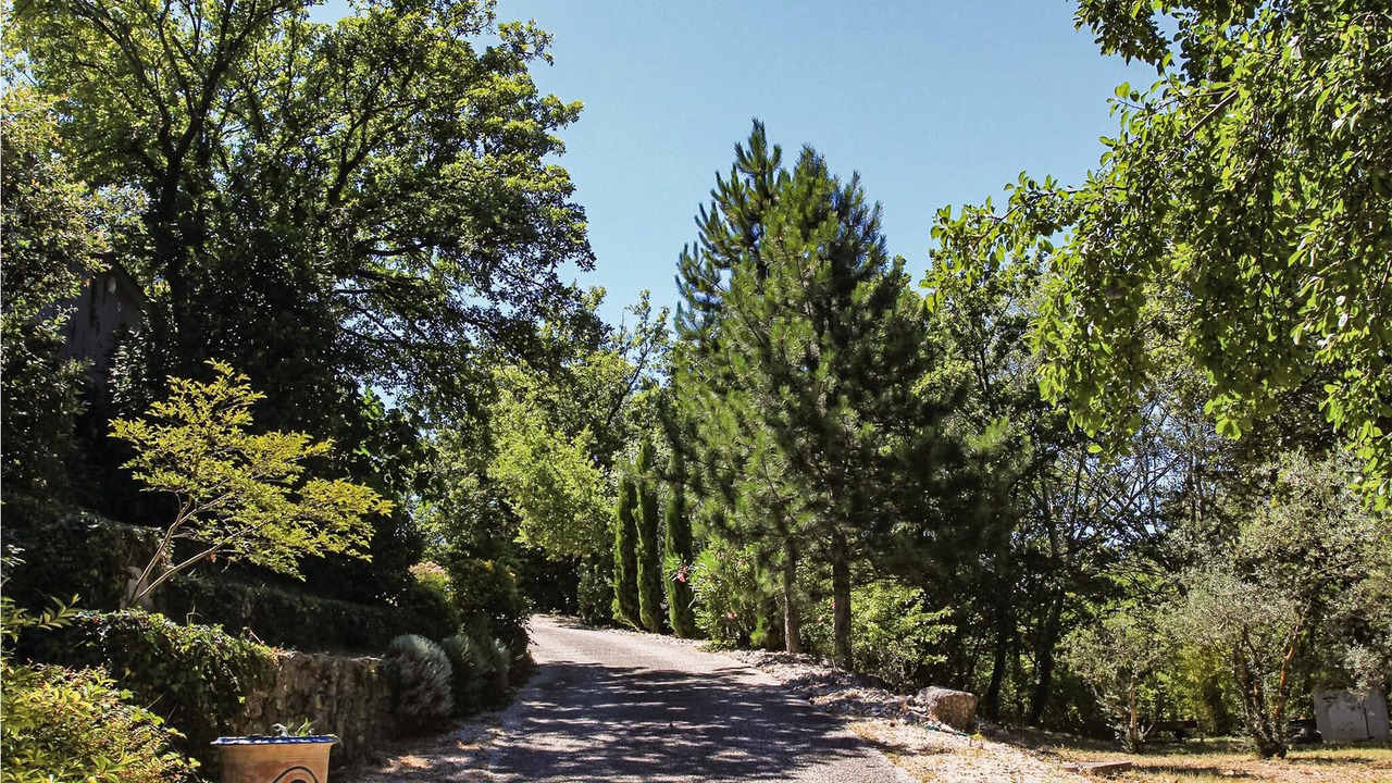 Photo of Outdoor in Malataverne