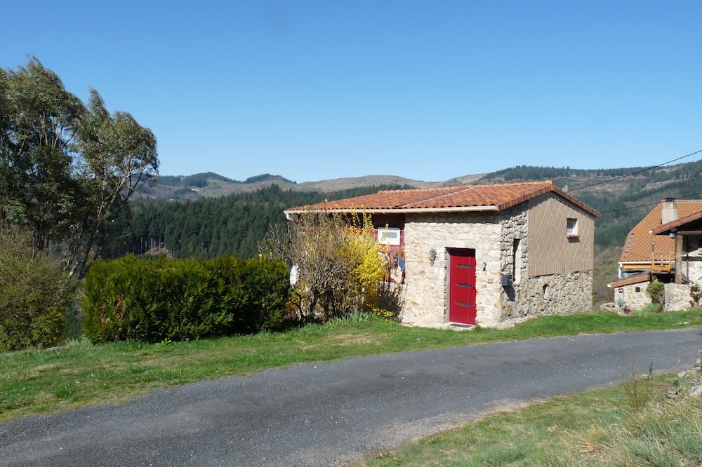 Photo of Outdoor in Accons