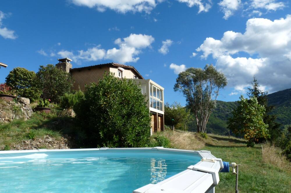 Photo of Outdoor in Accons