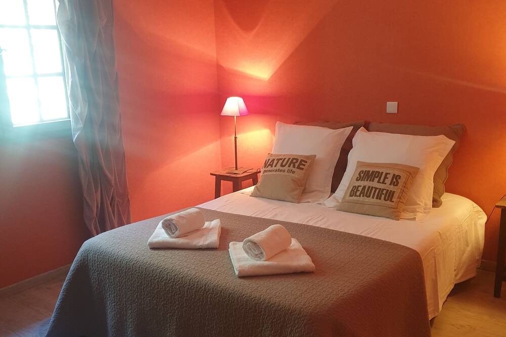 Photo of Bedroom in Aubignan