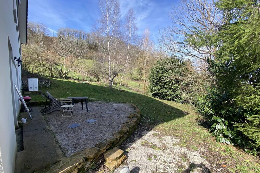 Photo of Outdoor in Chaux-Champagny