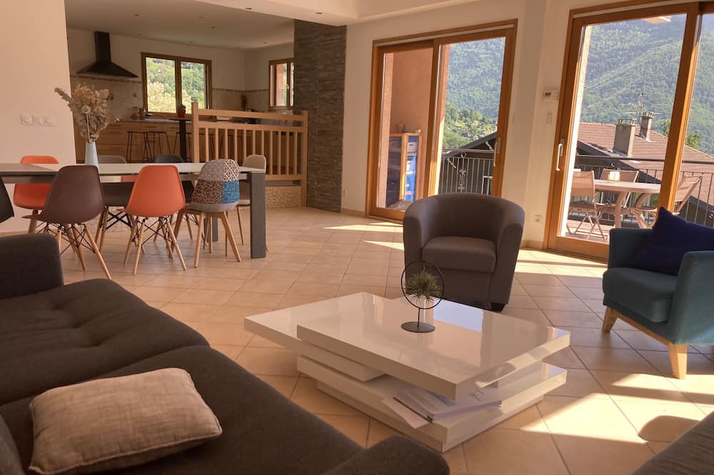 Photo of Livingroom in Pallud
