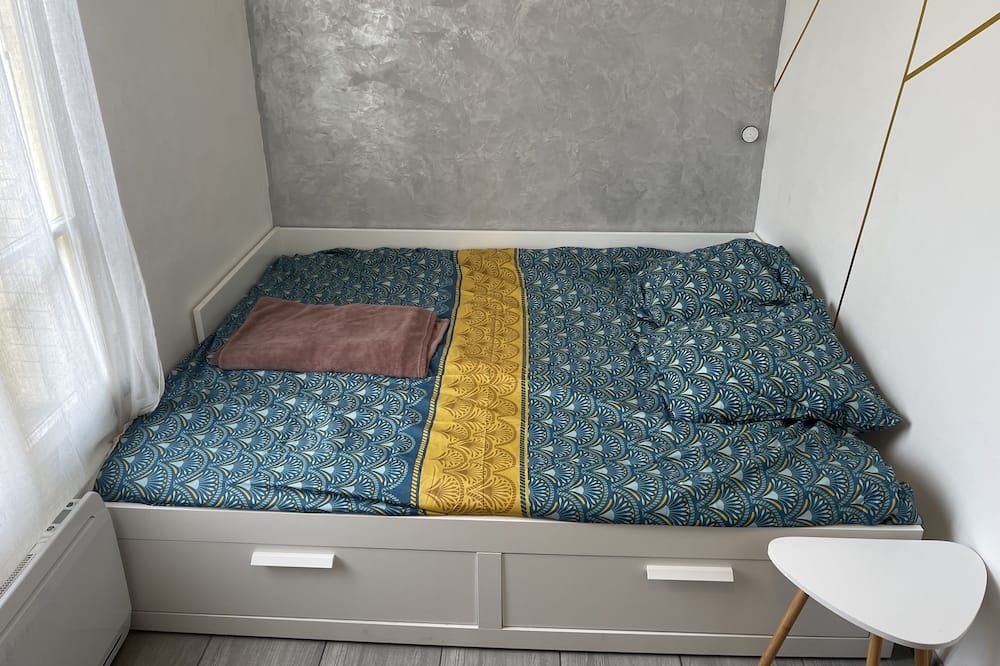 Photo of Bathroom in Villeneuve-Saint-Georges