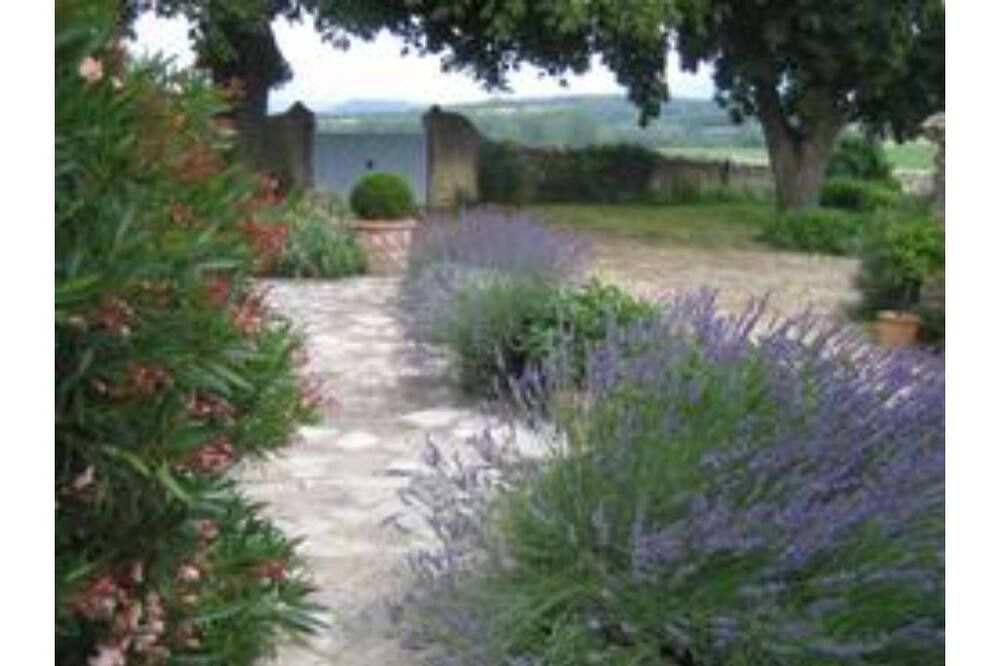 Photo of Outdoor in Chabrillan