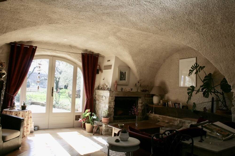 Photo of Livingroom in Chabrillan