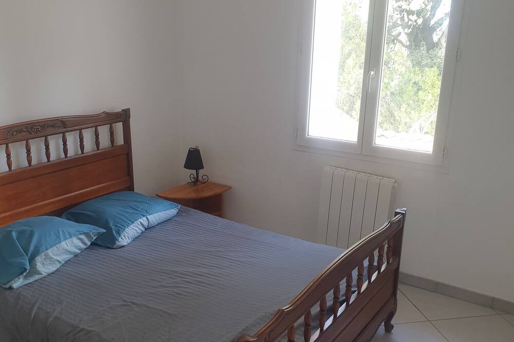 Photo of Bedroom in Pierrelatte