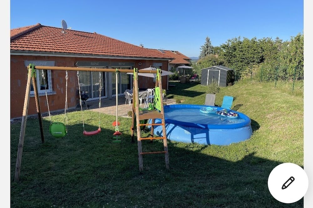 Photo of Outdoor in Commelle-Vernay