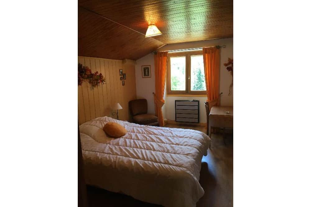 Photo of Bedroom in Saint-Martial