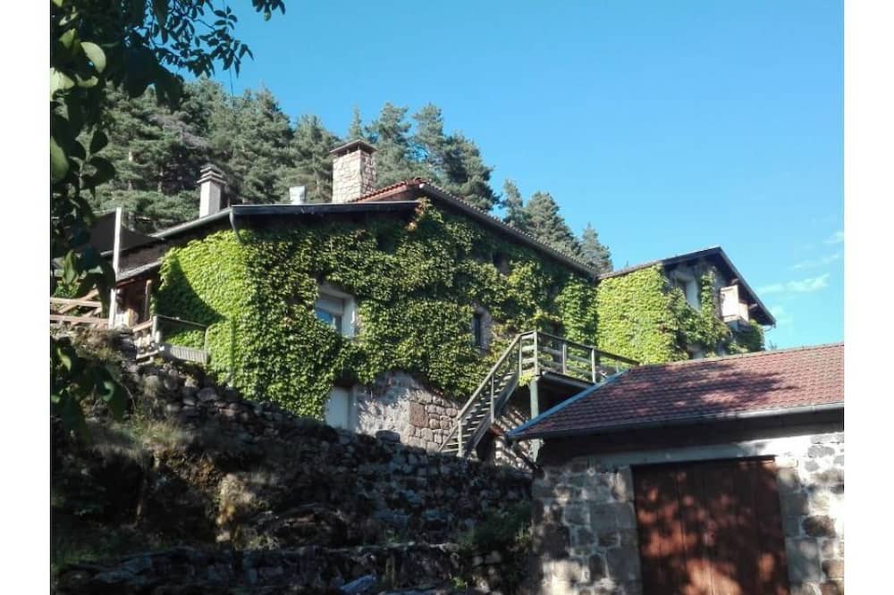 Photo of Outdoor in Saint-Martial