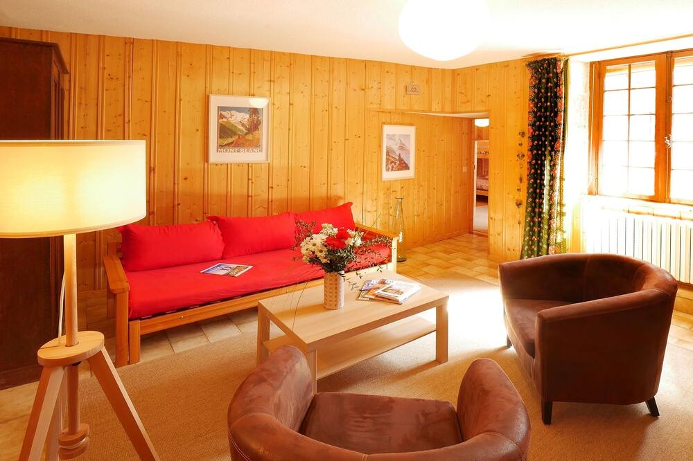 Photo of Livingroom in Marnoz