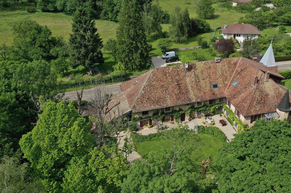 Photo of Outdoor in Marnoz