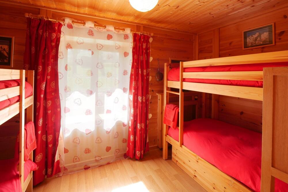 Photo of Bedroom in Marnoz