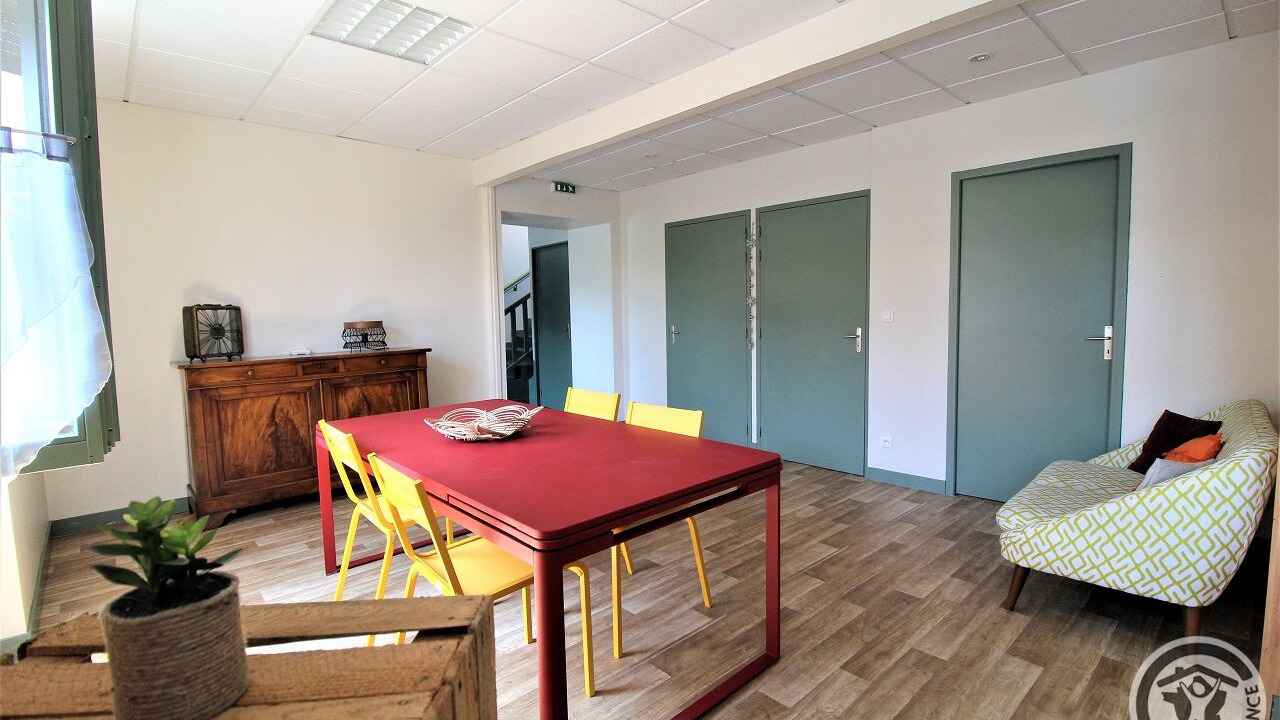 Photo of Bedroom in Monsols