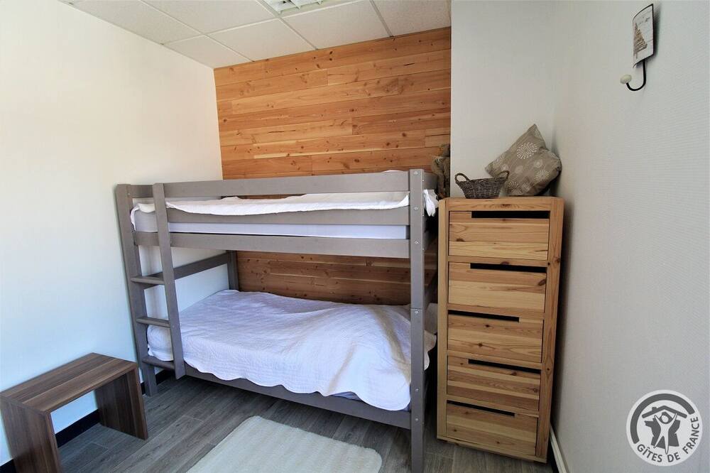 Photo of Bedroom in Monsols