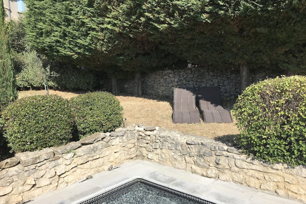 Photo of Outdoor in Saint-Trinit
