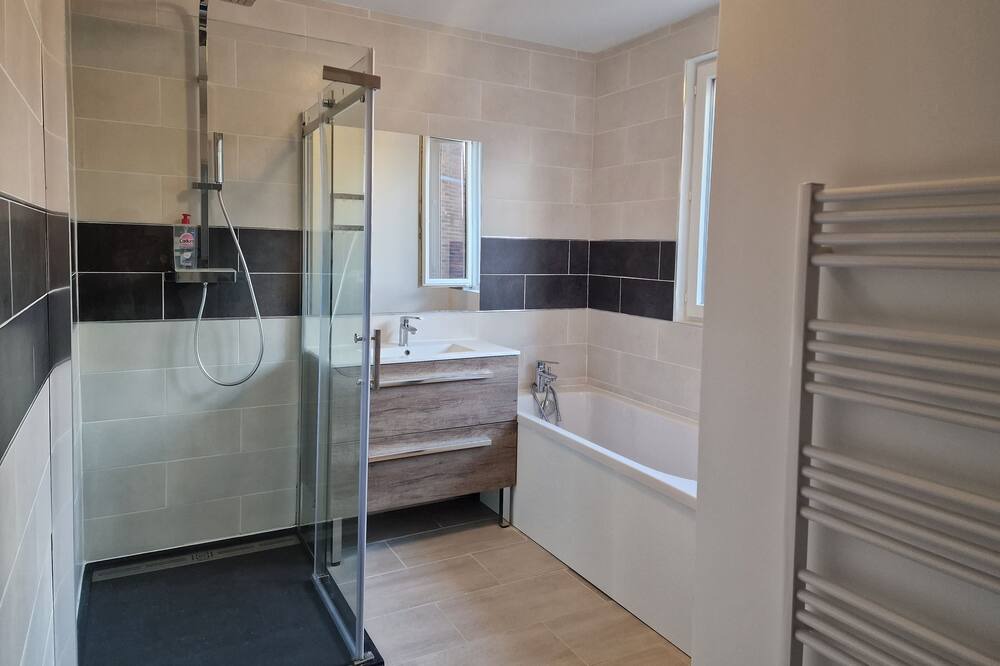 Photo of Bathroom in Souvigny