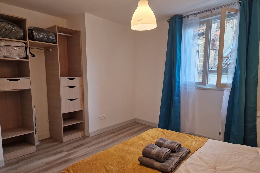 Photo of Bedroom in Souvigny