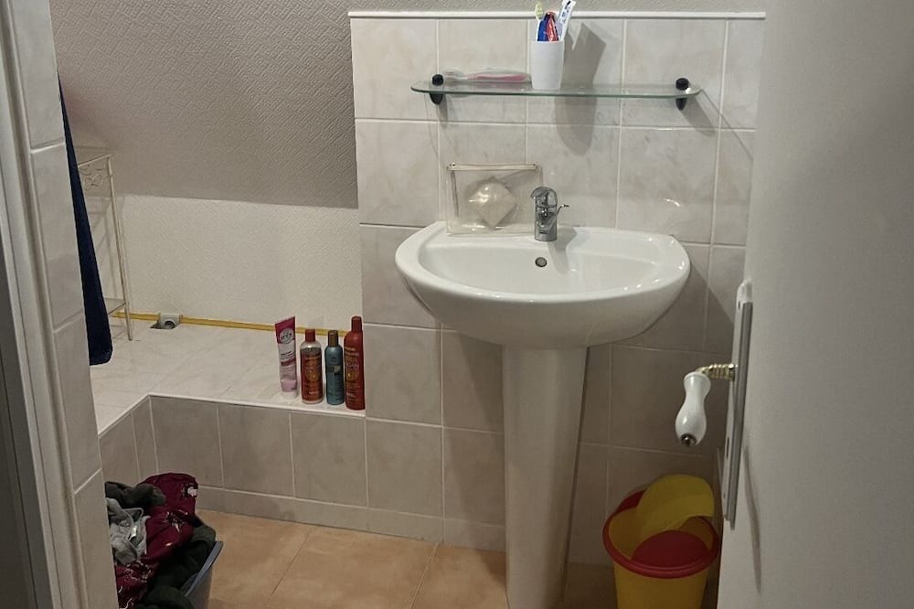 Photo of Bathroom in Rambouillet