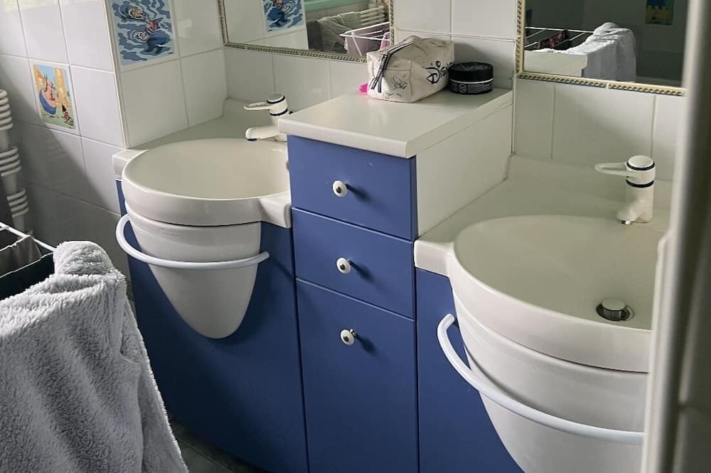 Photo of Bathroom in Rambouillet